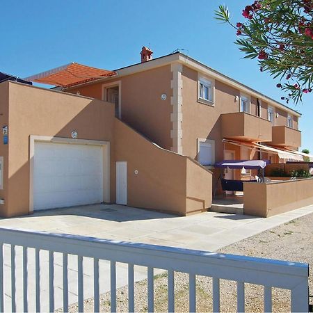 Apartment Stari put III Vir Bagian luar foto